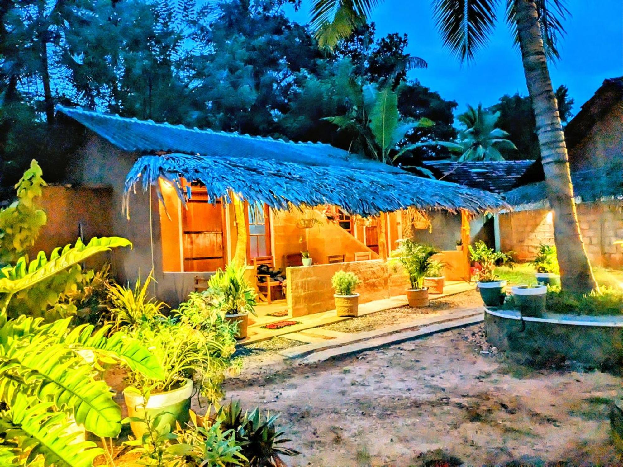 Maika Safari Lodge Udawalawe Exterior photo