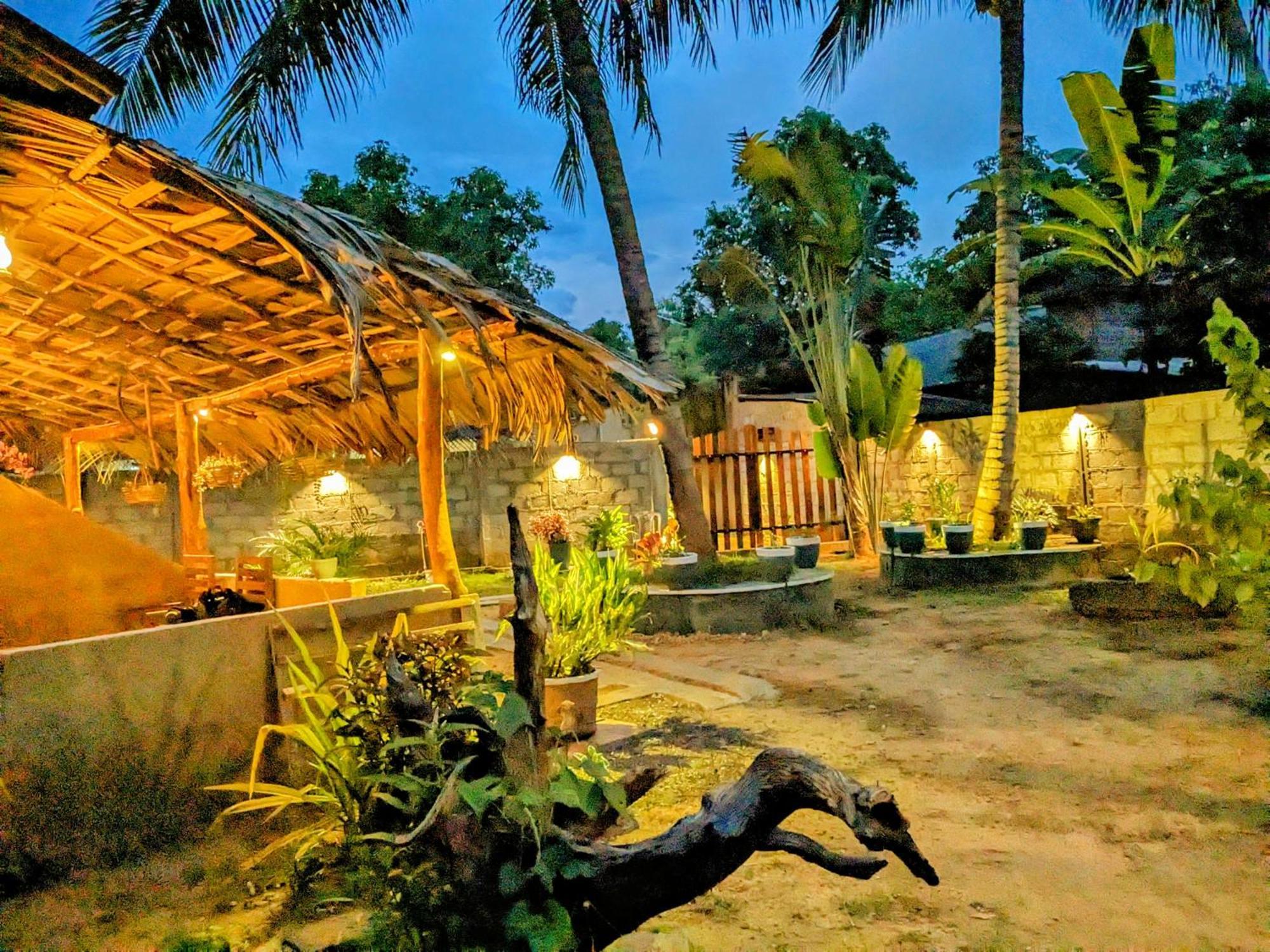 Maika Safari Lodge Udawalawe Exterior photo