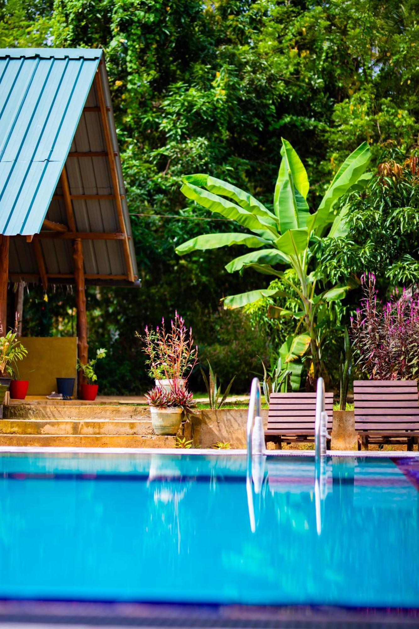 Maika Safari Lodge Udawalawe Exterior photo